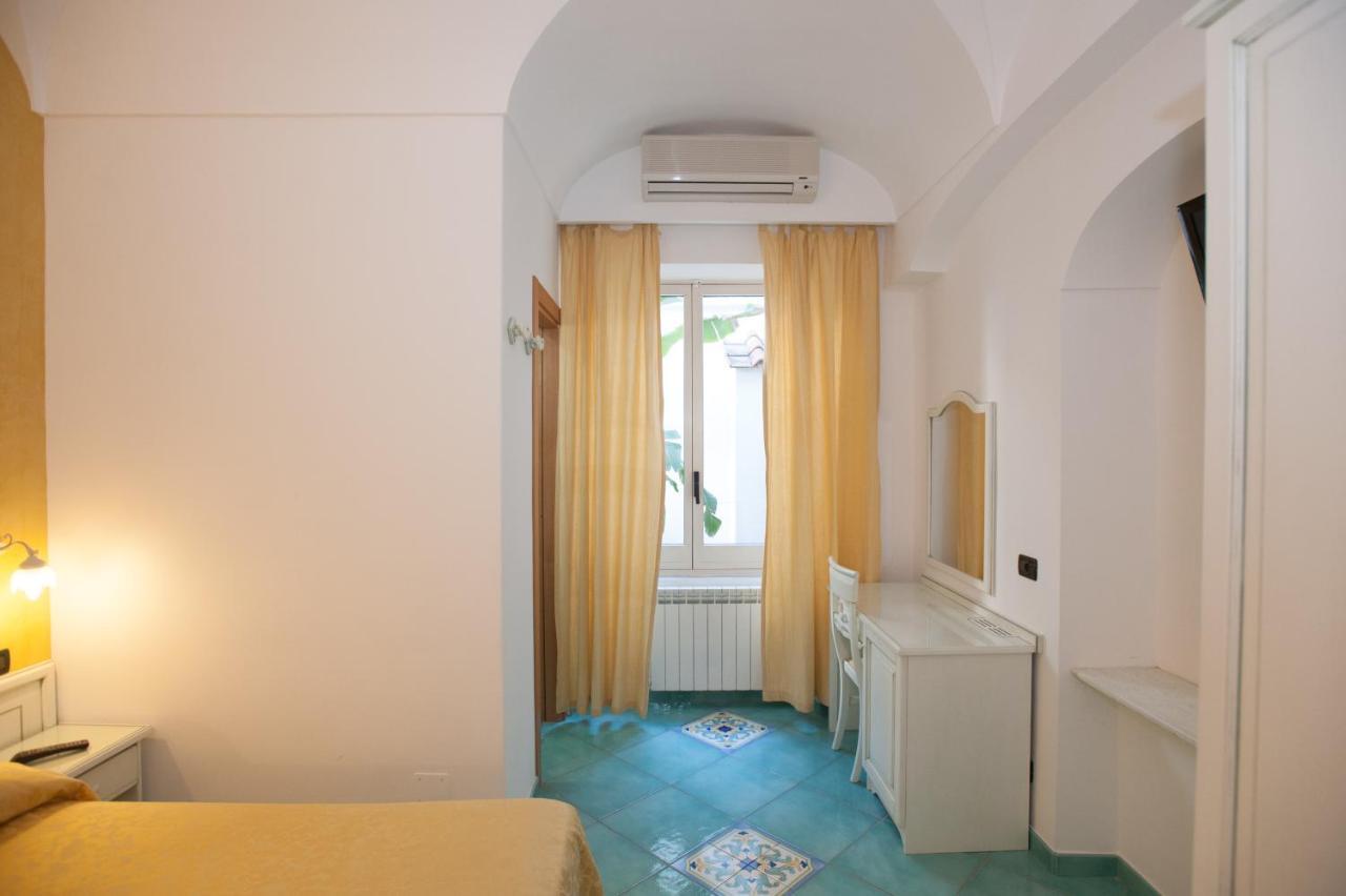 Hotel Villa Sirena - Thermae & Spa Ischia Eksteriør bilde