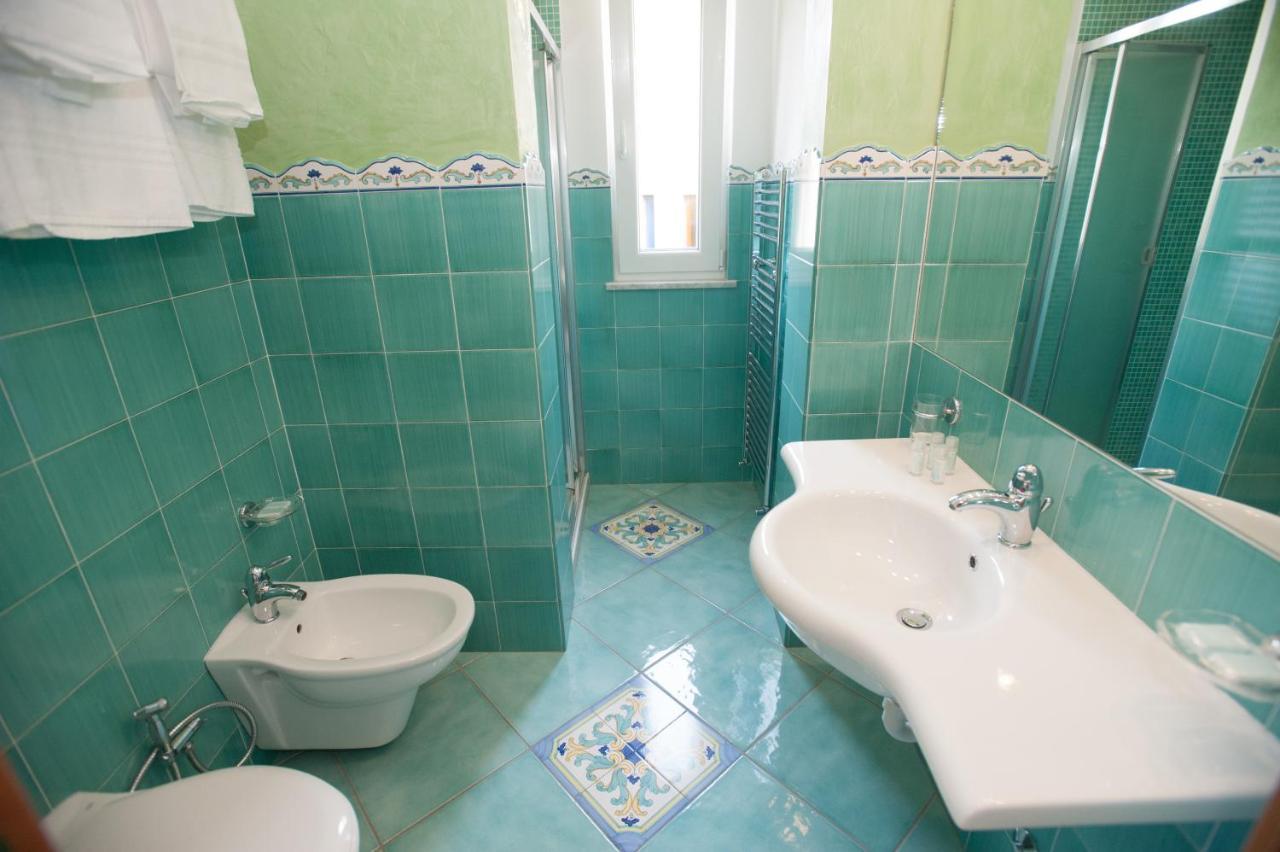 Hotel Villa Sirena - Thermae & Spa Ischia Eksteriør bilde